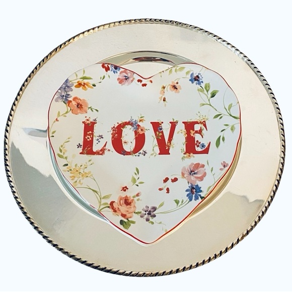 222 Fifth Valentine Love Fine Porcelain Plate 9” Heart Floral Romantic Gift - Picture 1 of 4
